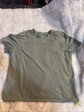 Lululemon hiking Light Olive Active Tee with Neon Accents